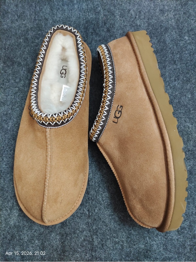 Ugg Chestnut Suede Moccasin Slippers With Shearling
